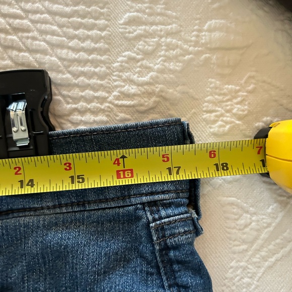 NYDJ Denim Shorts Size 12 - Picture 4 of 5